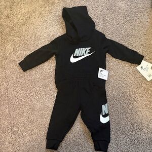 Nike Kids Black and White Jogger Set